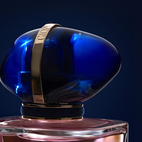 Armani My Way: Vizija ženstvenosti u bočici parfema